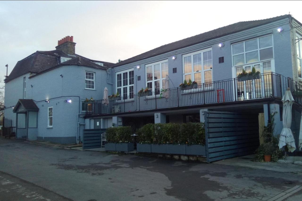 Hampton Court Hotel East Molesey Εξωτερικό φωτογραφία