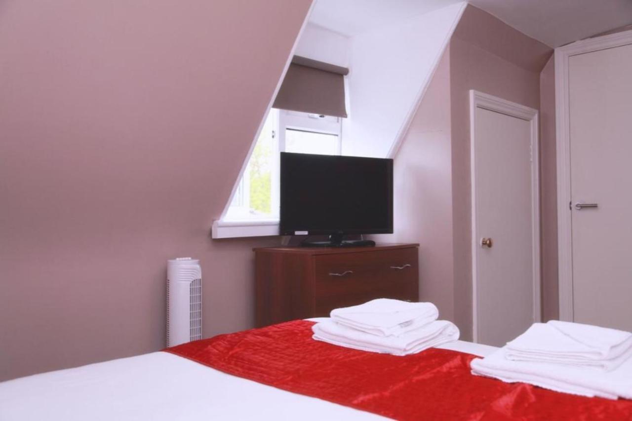Hampton Court Hotel East Molesey Εξωτερικό φωτογραφία
