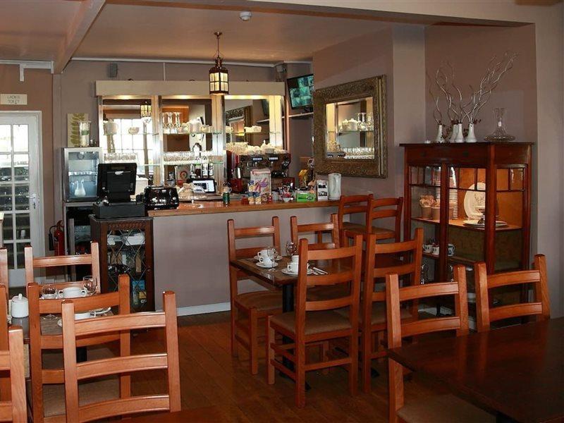 Hampton Court Hotel East Molesey Εξωτερικό φωτογραφία